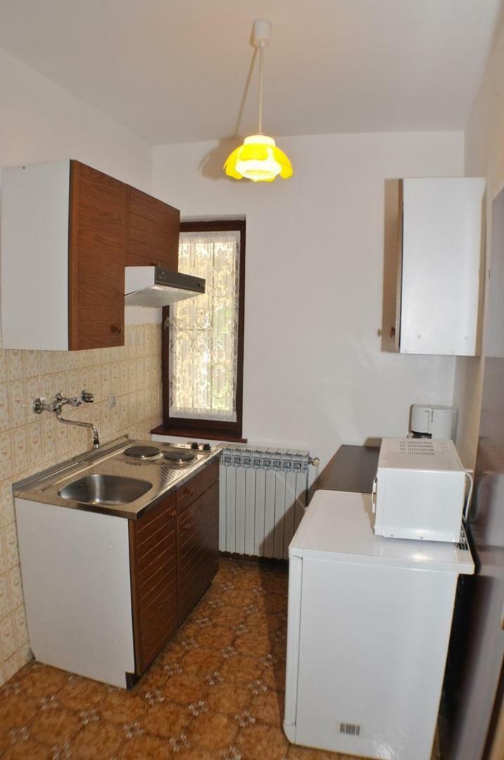 Haus Liliana Hotel Tar-Vabriga Exterior photo